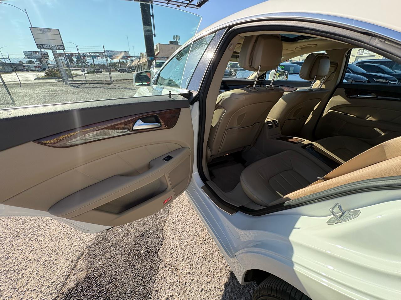 Mercedes-Benz CLS-Class 4dr Sdn CLS 550 RWD 2013