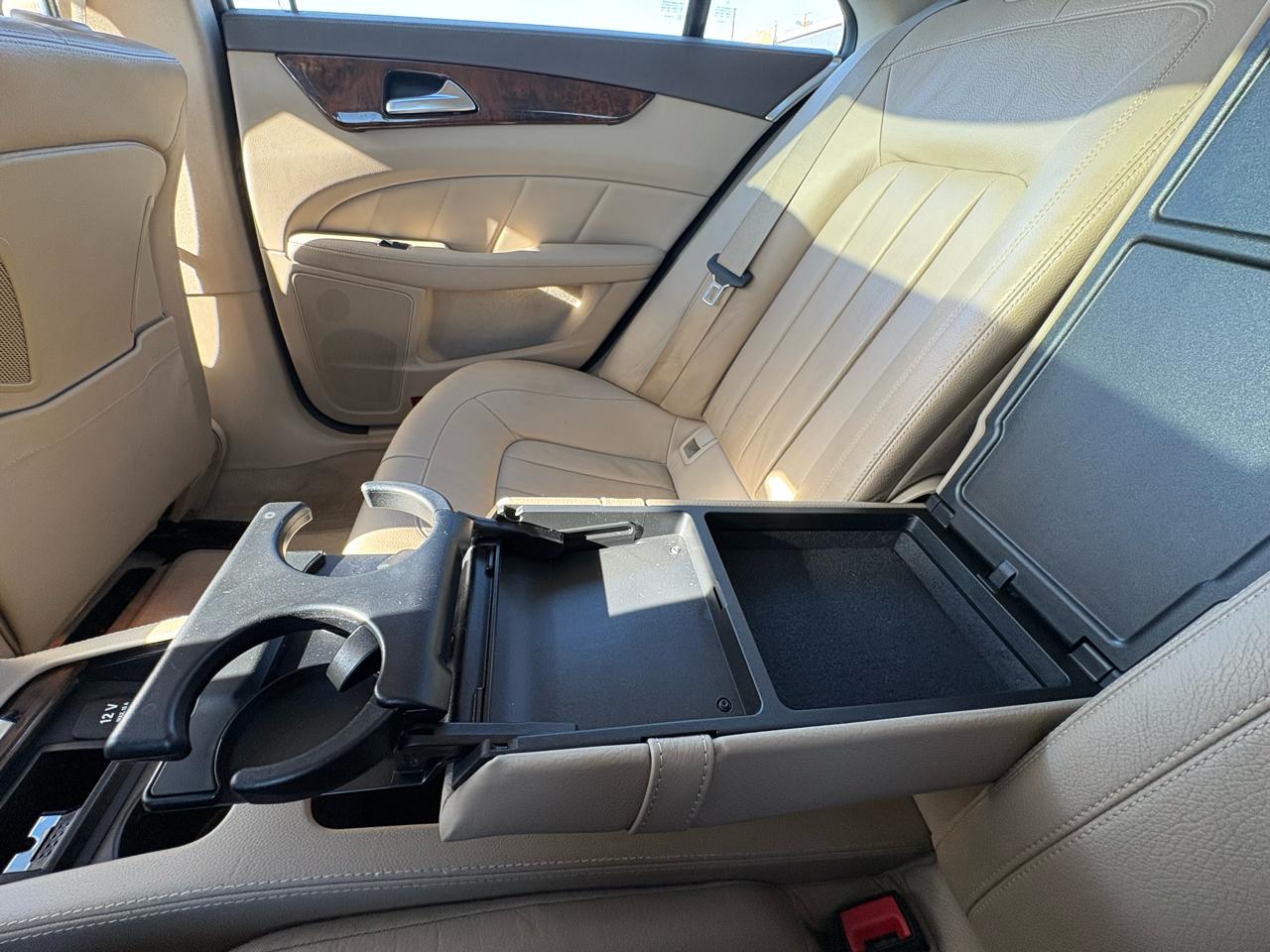 Mercedes-Benz CLS-Class 4dr Sdn CLS 550 RWD 2013