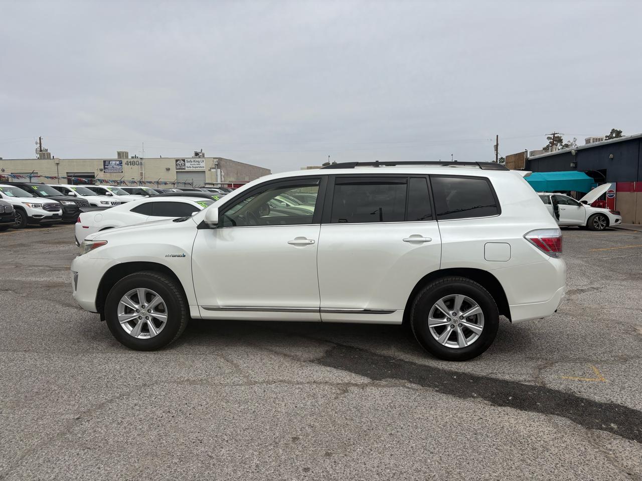 Toyota Highlander Hybrid 4WD 4dr (Natl) 2012