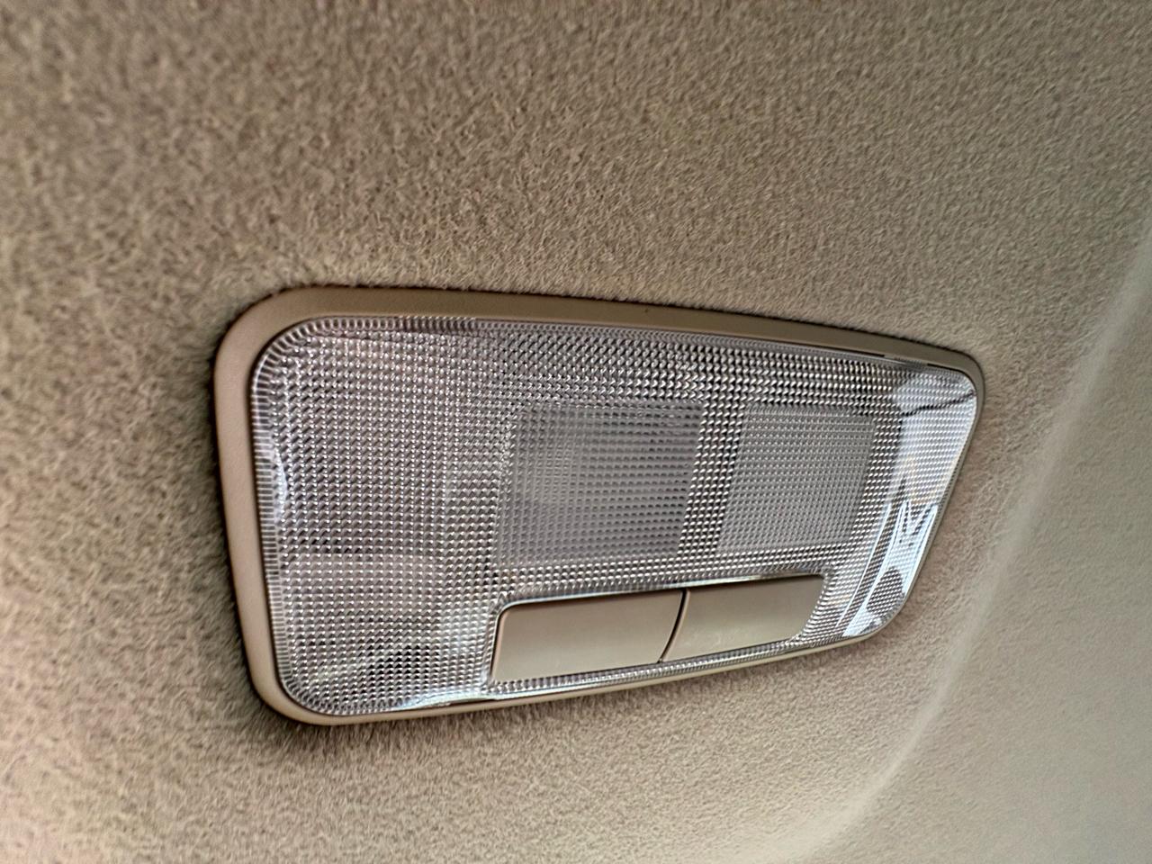 Toyota Highlander Hybrid 4WD 4dr (Natl) 2012