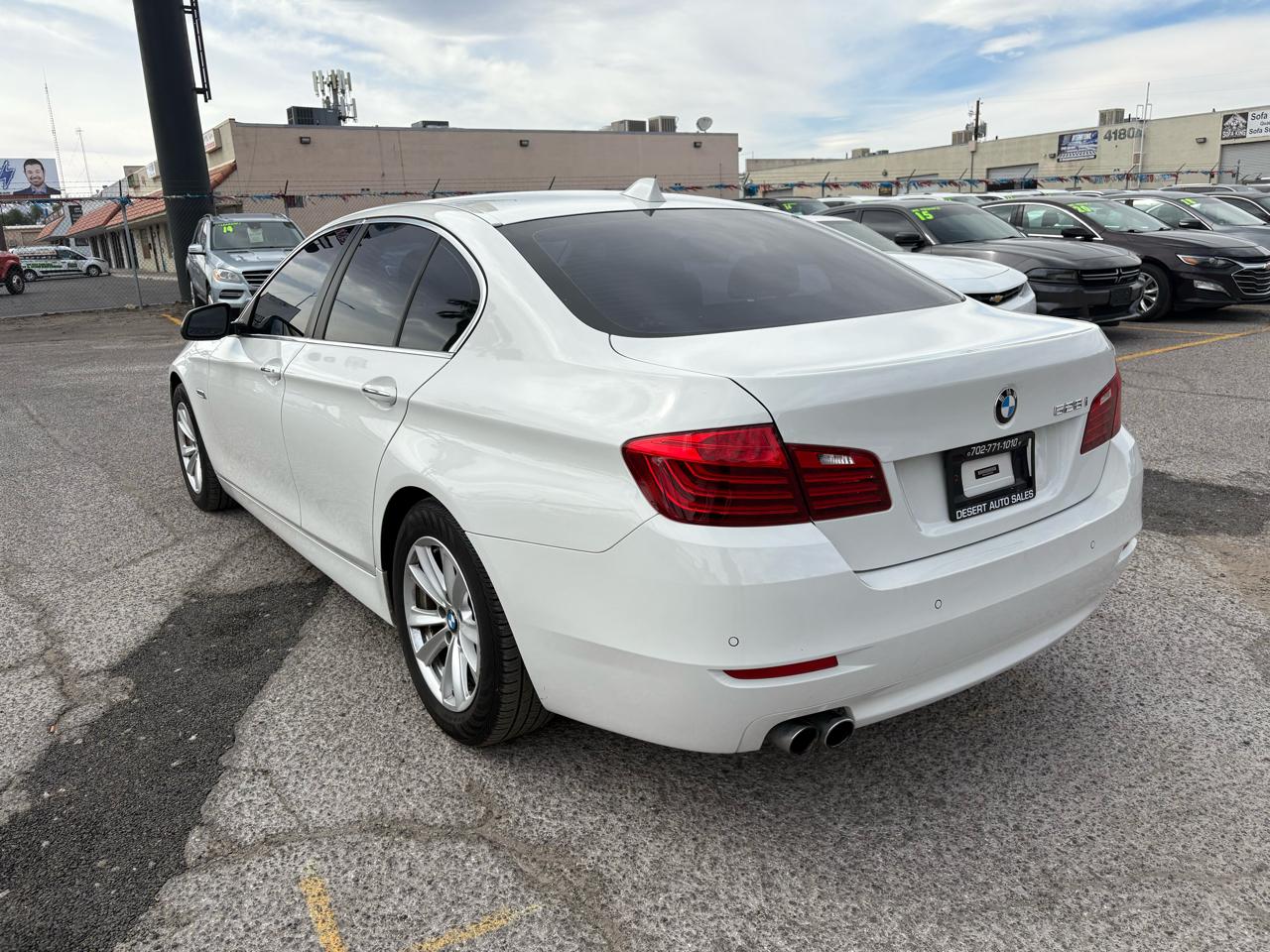 BMW 5 Series 4dr Sdn 528i RWD 2015