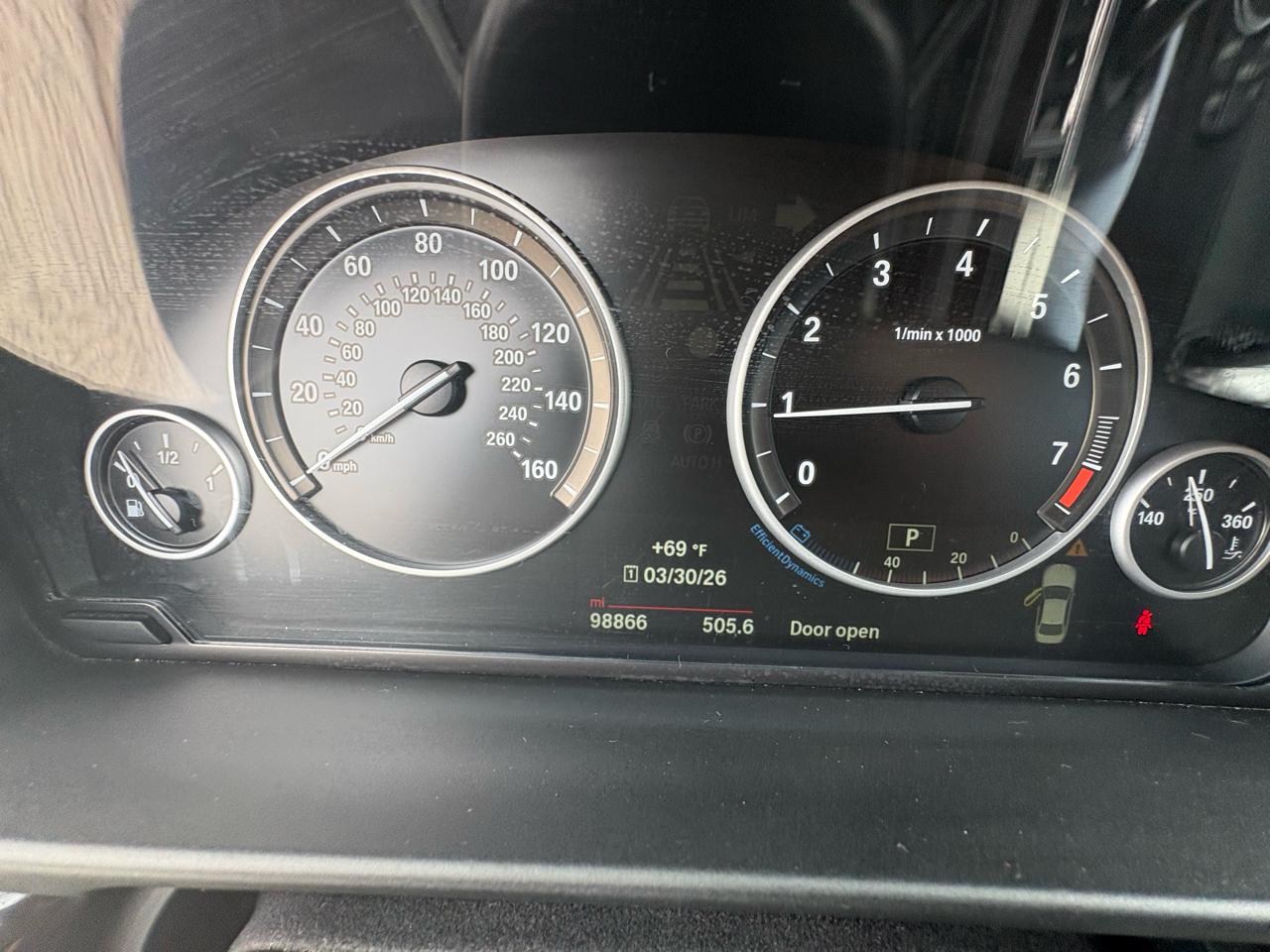 BMW 5 Series 4dr Sdn 528i RWD 2015