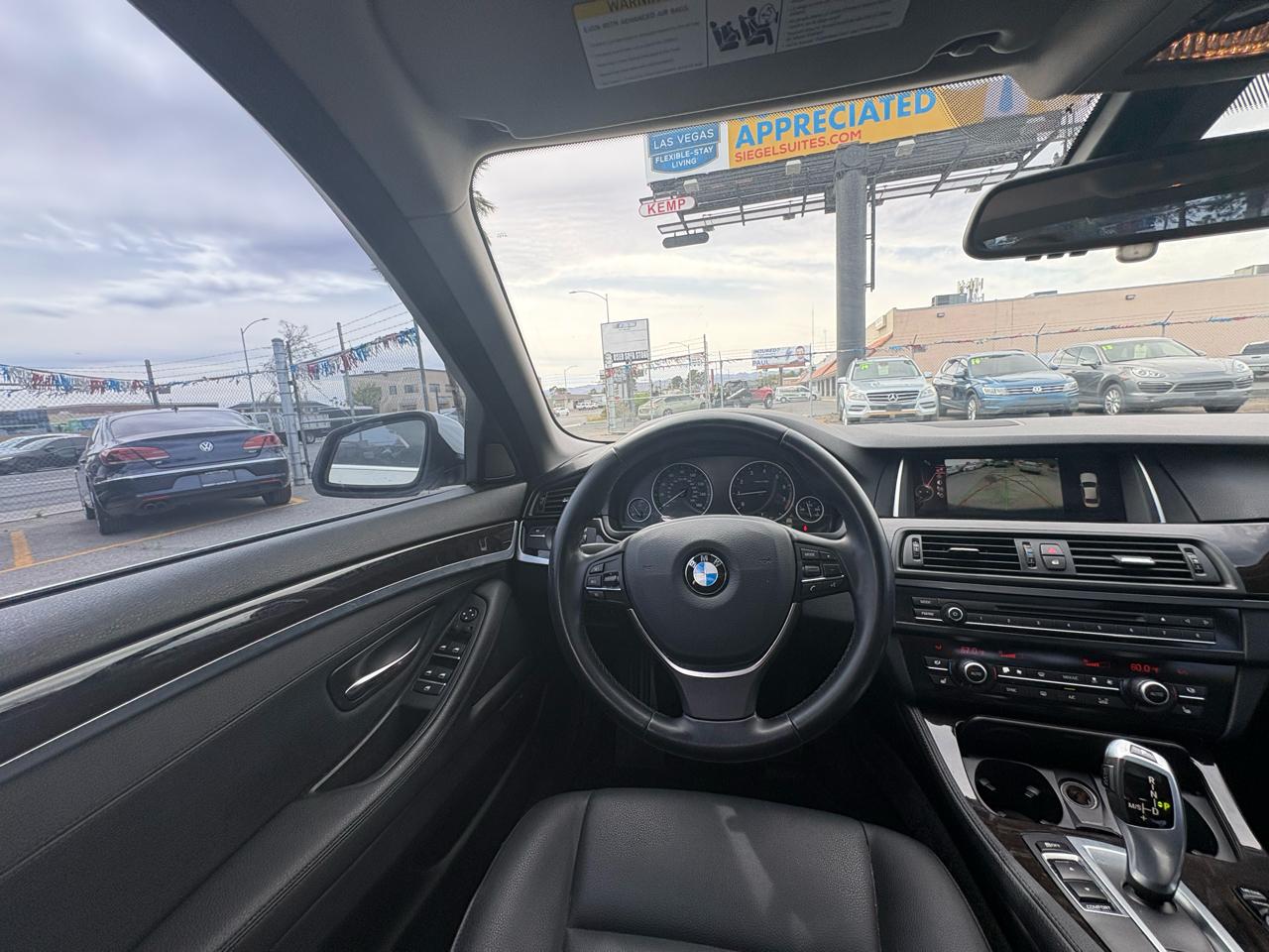 BMW 5 Series 4dr Sdn 528i RWD 2015