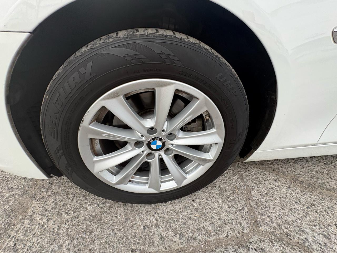 BMW 5 Series 4dr Sdn 528i RWD 2015