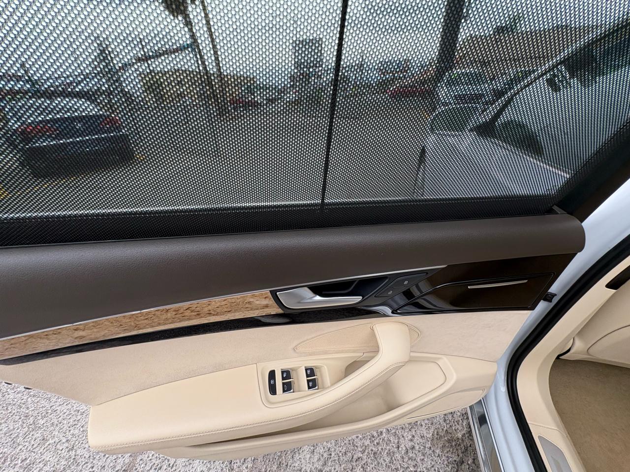 Audi A8 L 4dr Sdn 2012