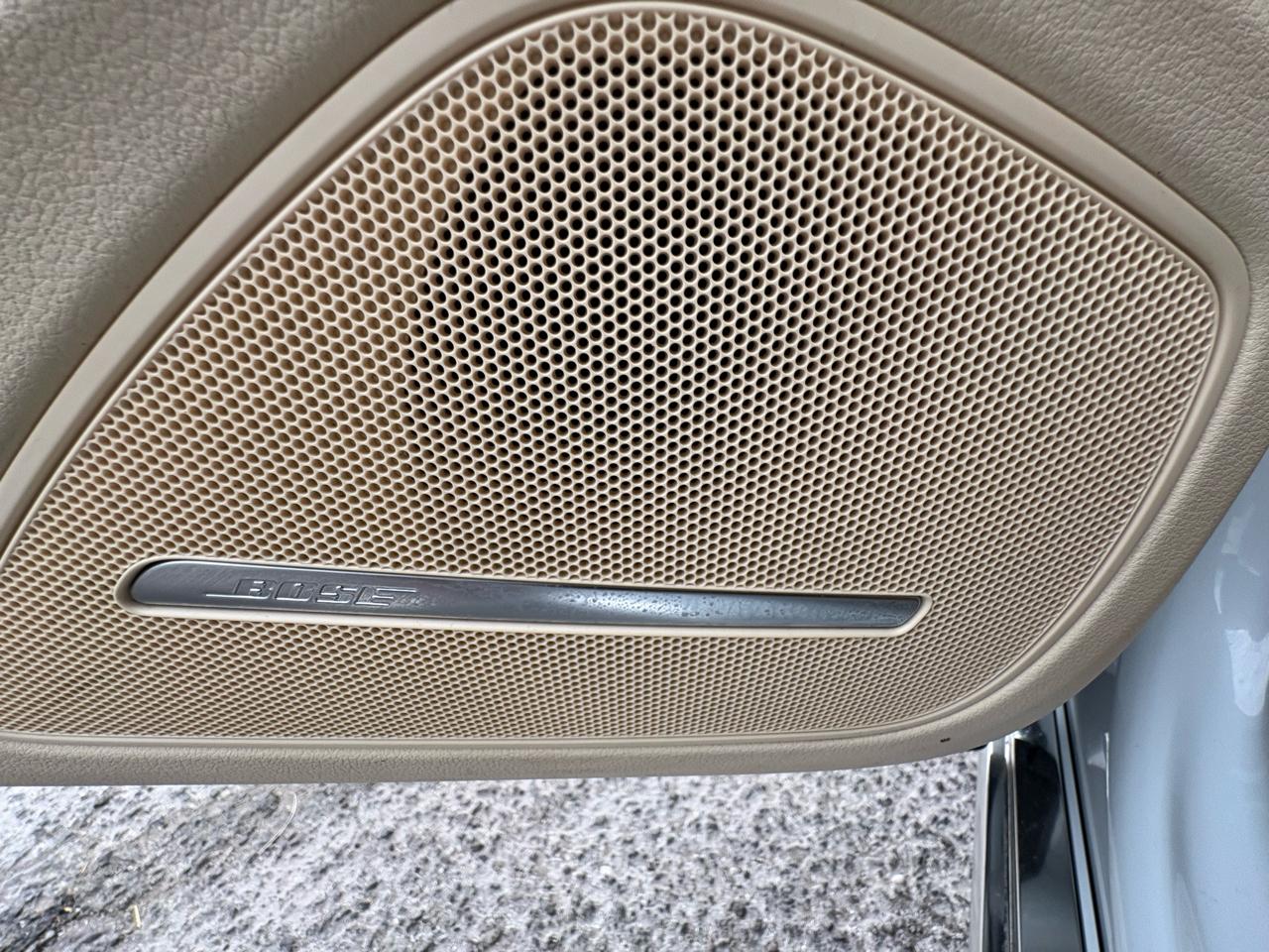 Audi A8 L 4dr Sdn 2012