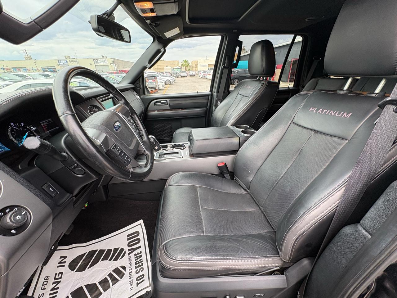 Ford Expedition 2WD 4dr Platinum 2015