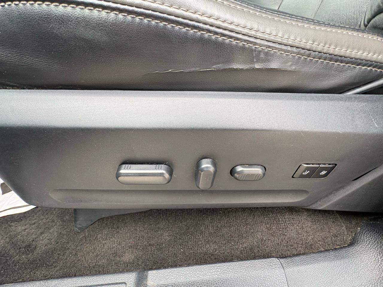 Ford Expedition 2WD 4dr Platinum 2015