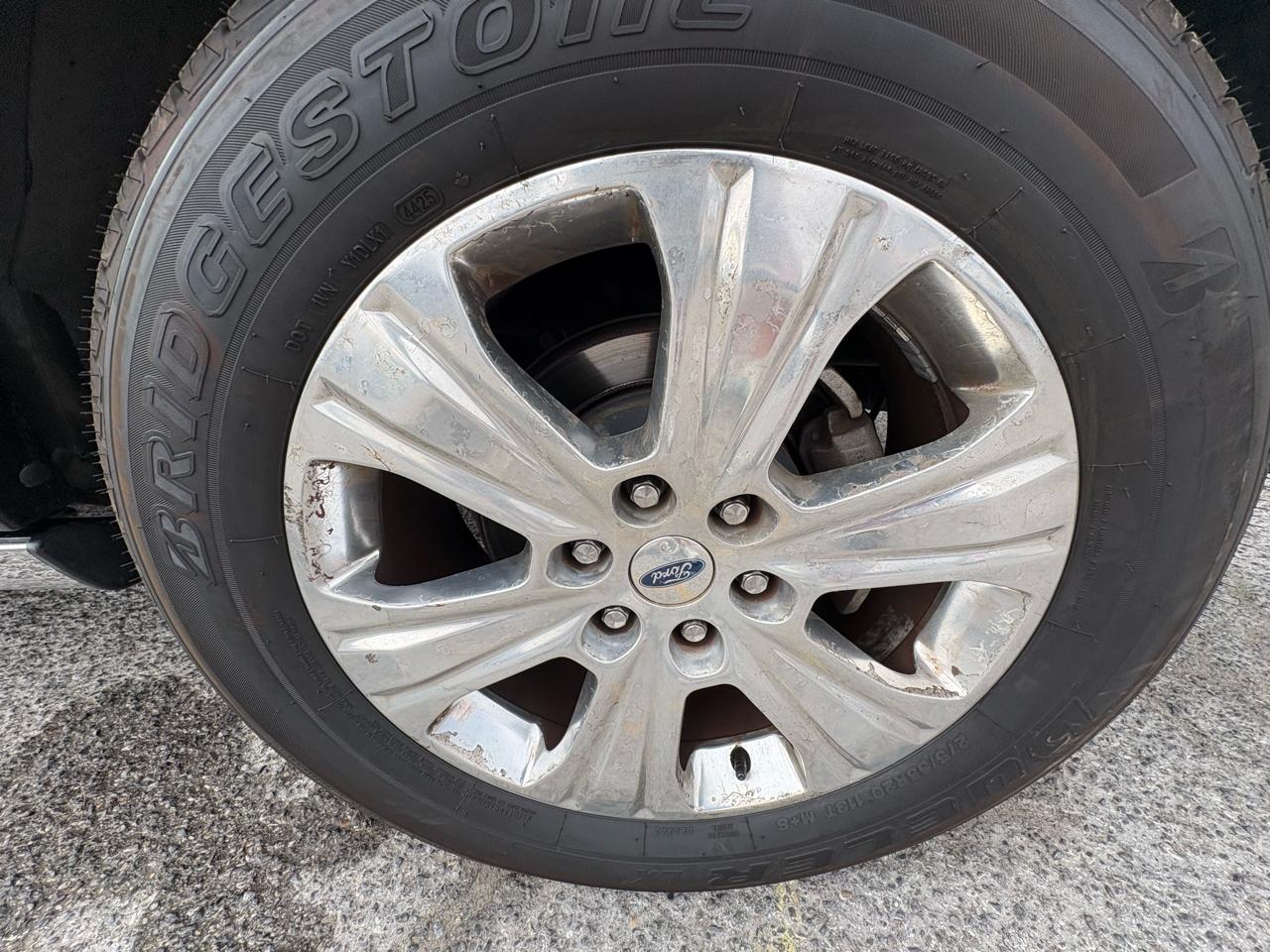 Ford Expedition 2WD 4dr Platinum 2015