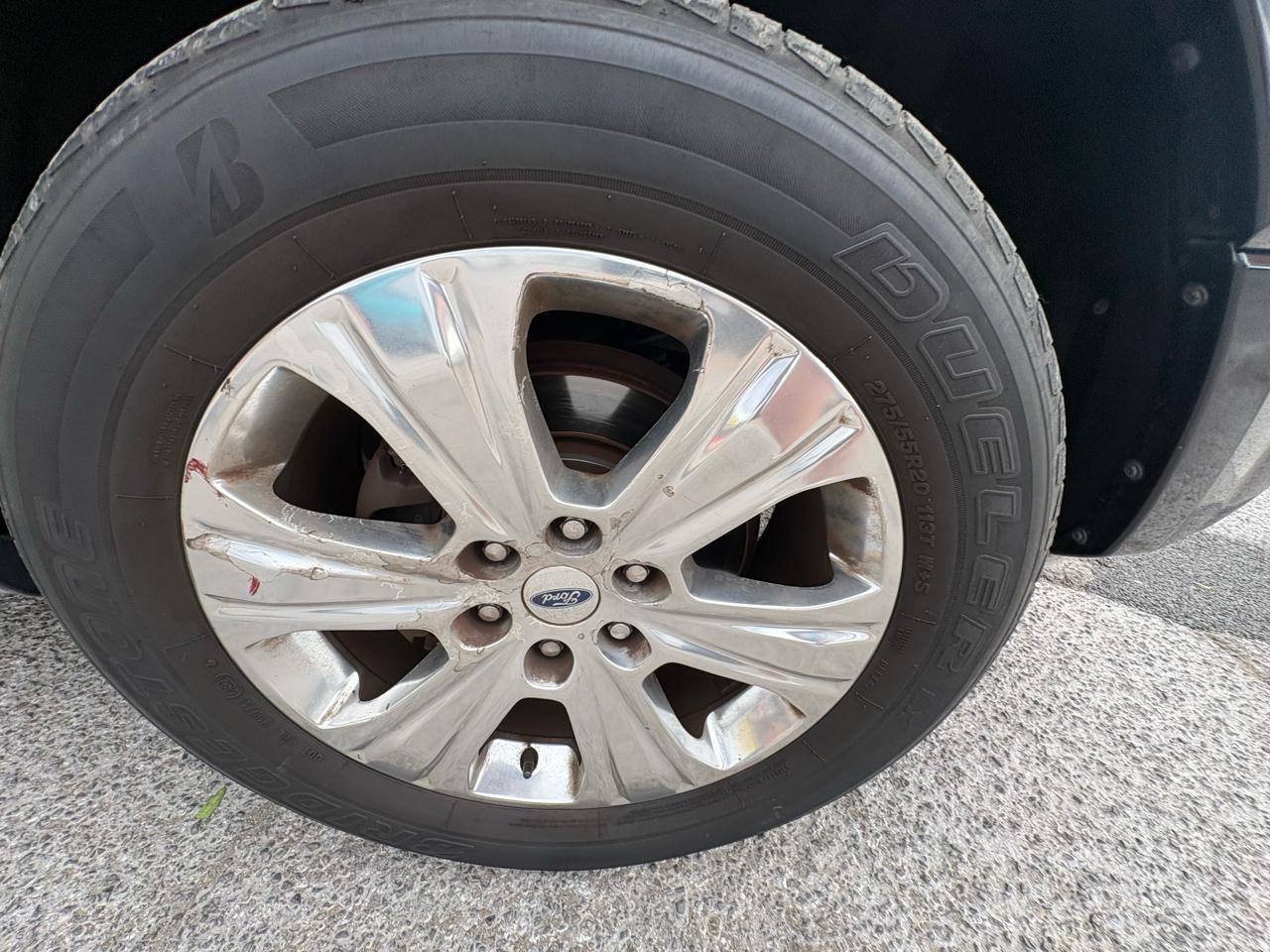 Ford Expedition 2WD 4dr Platinum 2015