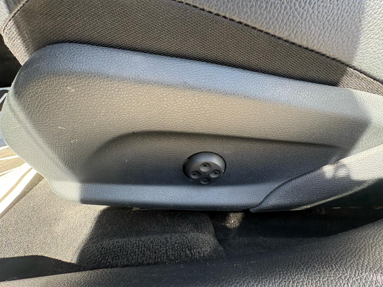 Mercedes-Benz C-Class 4dr Sdn C 300 RWD 2015