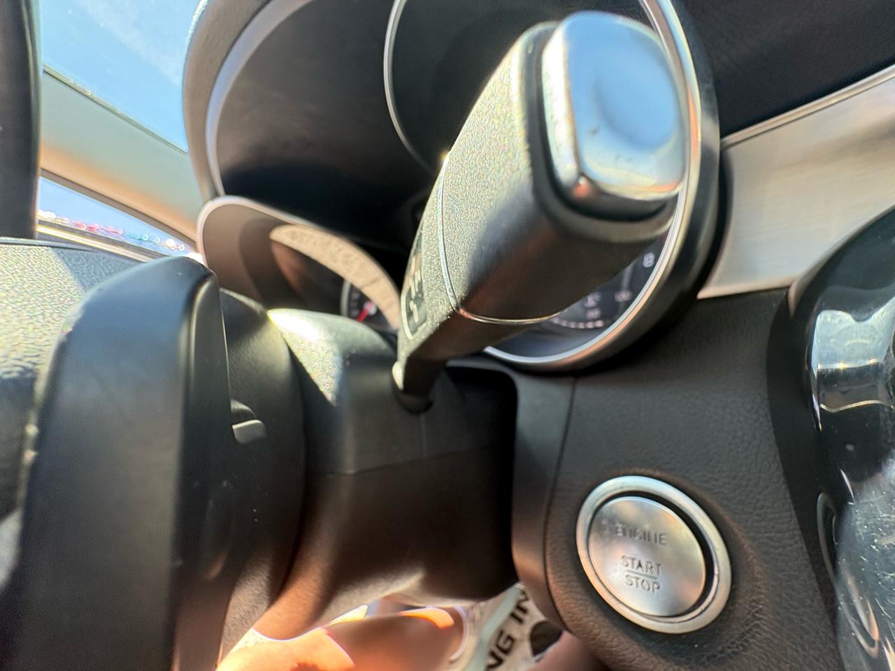 Mercedes-Benz C-Class 4dr Sdn C 300 RWD 2015