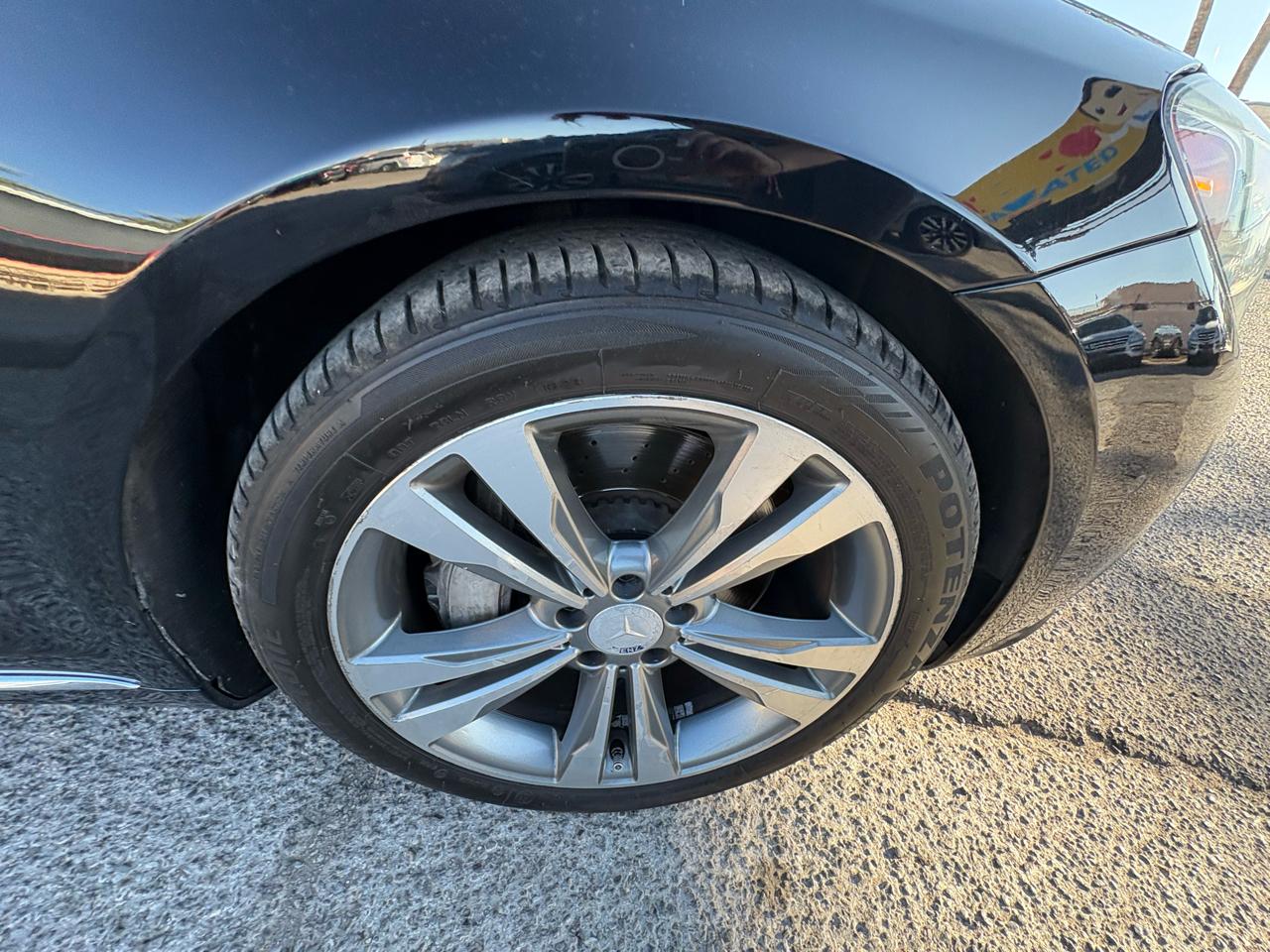 Mercedes-Benz S-Class 4dr Sdn S 550 RWD 2014