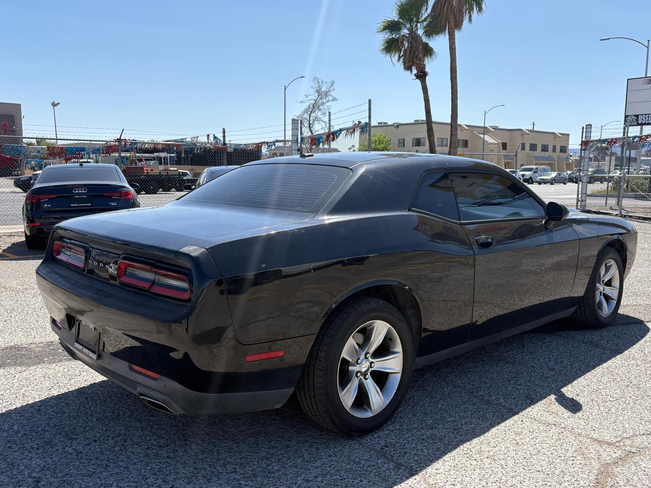 Dodge Challenger 2dr Cpe SXT 2015