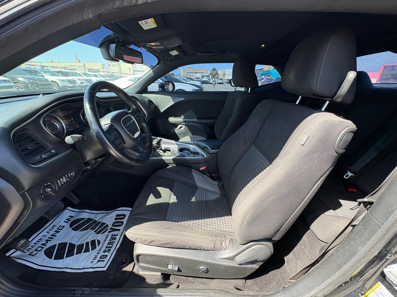 Dodge Challenger 2dr Cpe SXT 2015