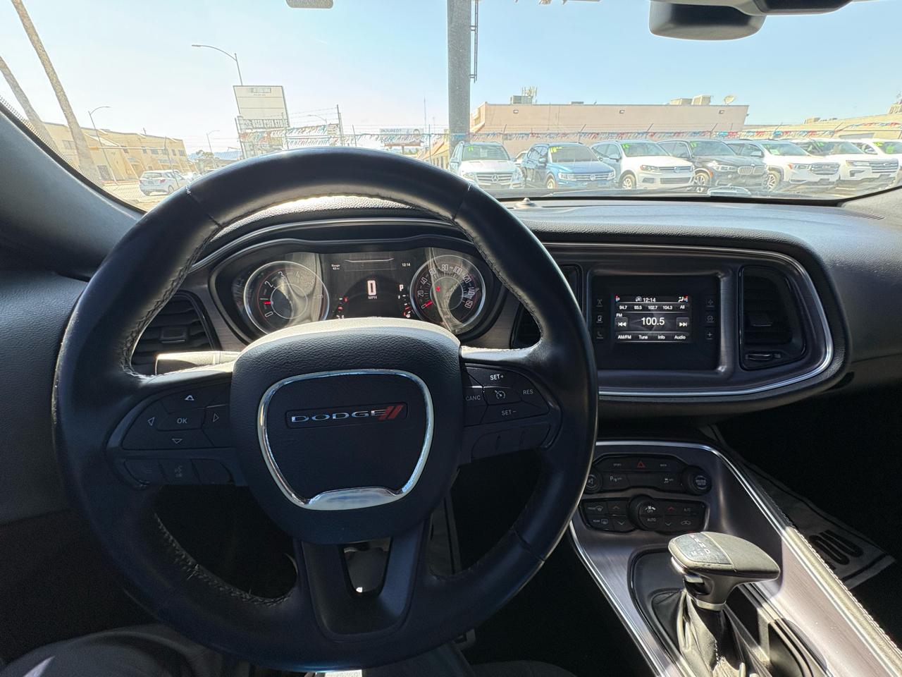 Dodge Challenger 2dr Cpe SXT 2015