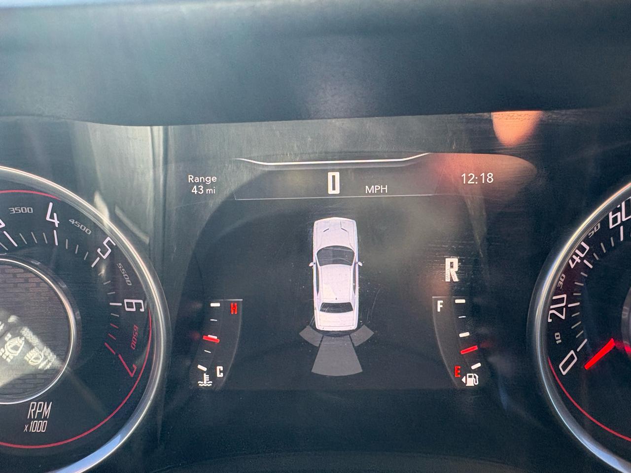 Dodge Challenger 2dr Cpe SXT 2015