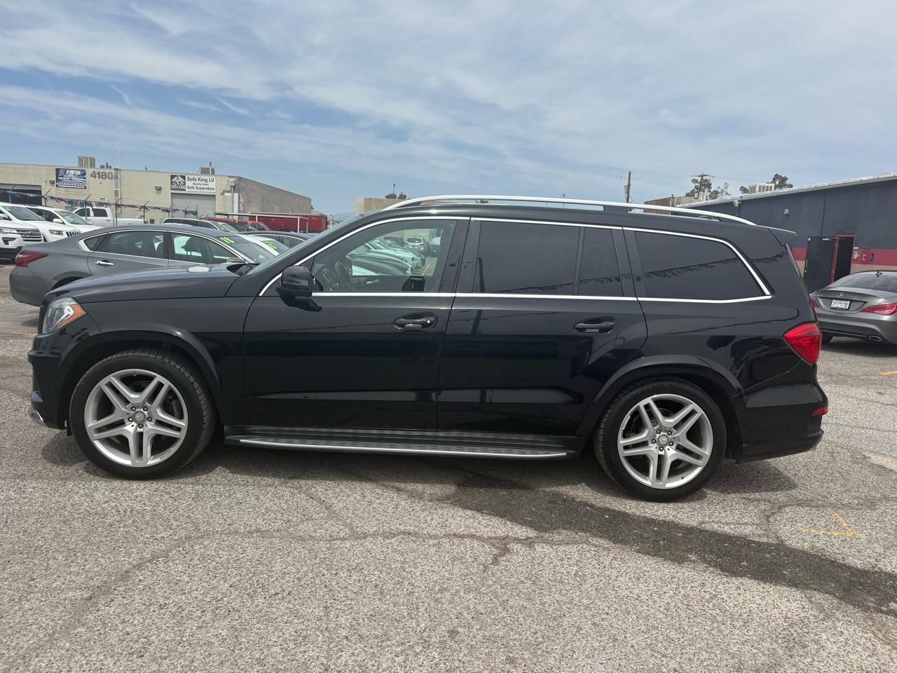 Mercedes-Benz GL-Class 4MATIC 4dr GL 550 2015