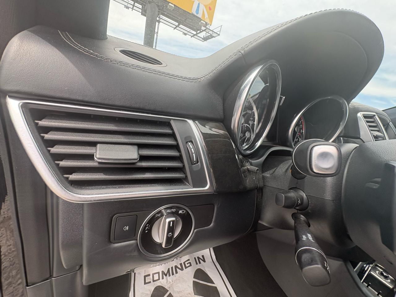 Mercedes-Benz GL-Class 4MATIC 4dr GL 550 2015