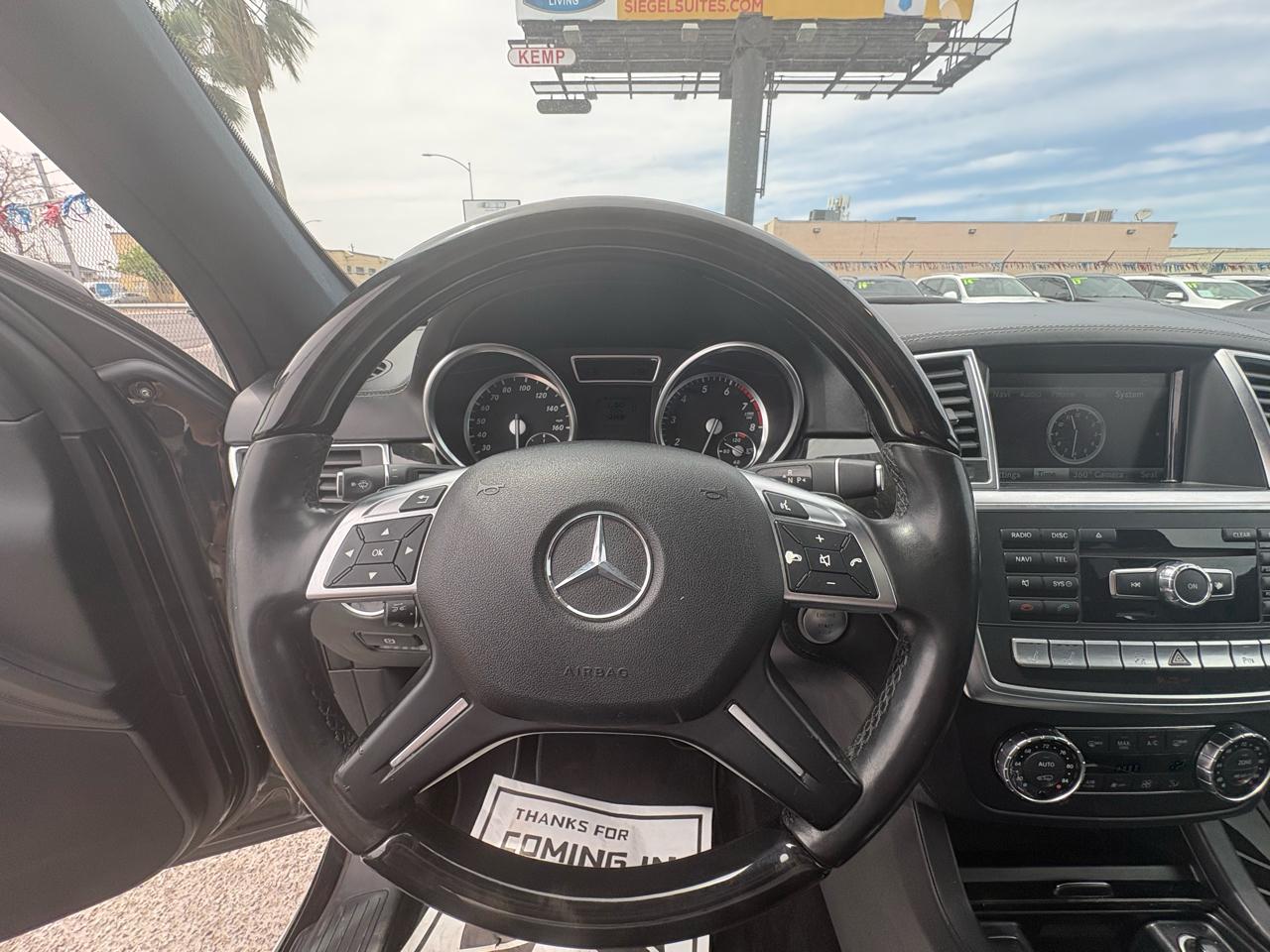 Mercedes-Benz GL-Class 4MATIC 4dr GL 550 2015