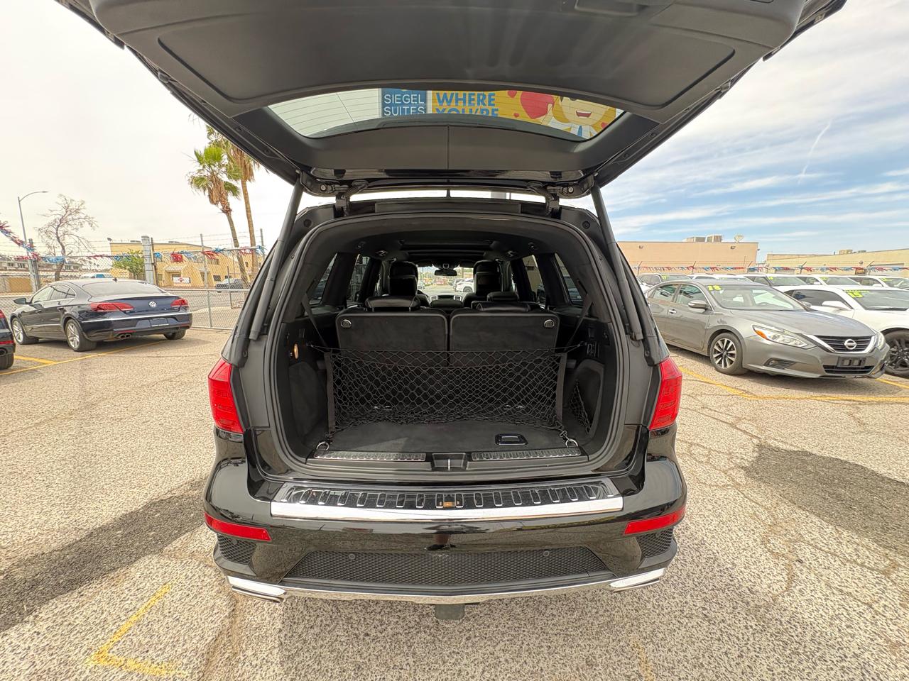 Mercedes-Benz GL-Class 4MATIC 4dr GL 550 2015