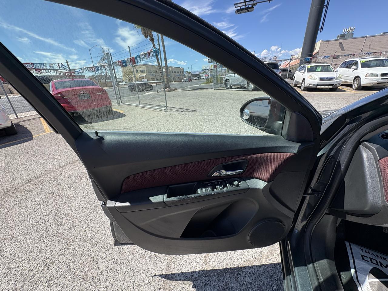Chevrolet Cruze 4dr Sdn Auto 1LT 2013