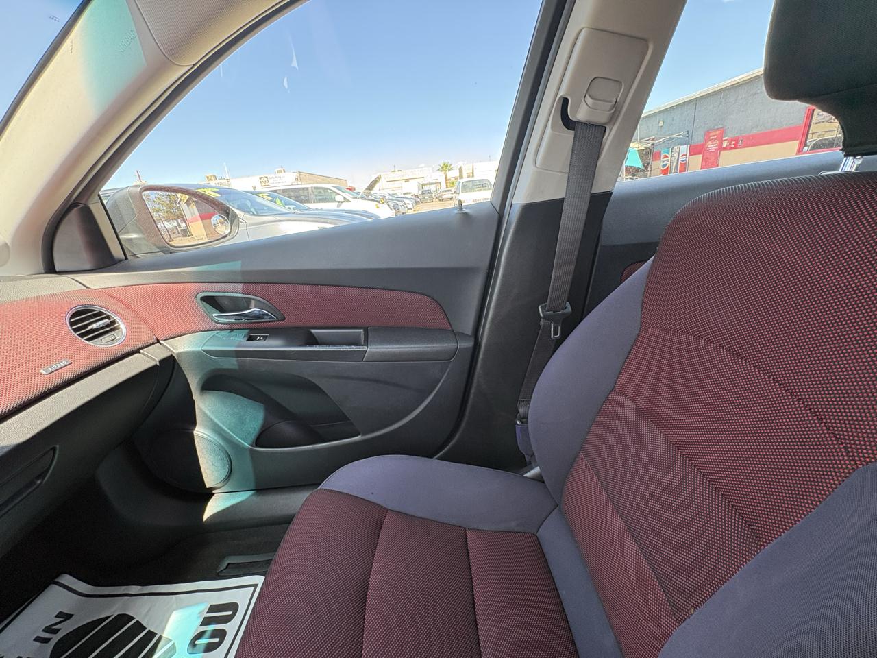 Chevrolet Cruze 4dr Sdn Auto 1LT 2013