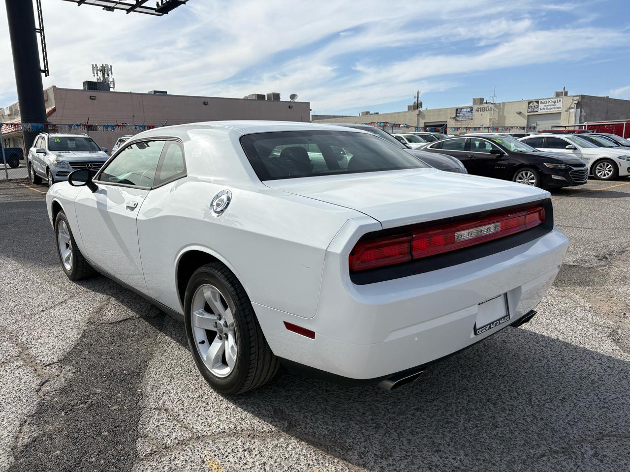 Dodge Challenger 2dr Cpe SXT 2013
