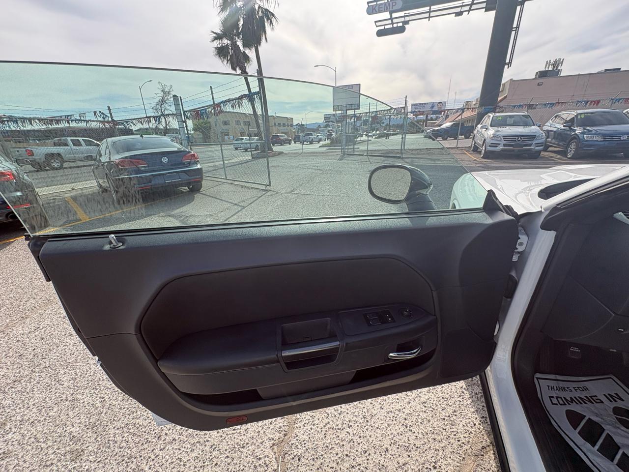 Dodge Challenger 2dr Cpe SXT 2013