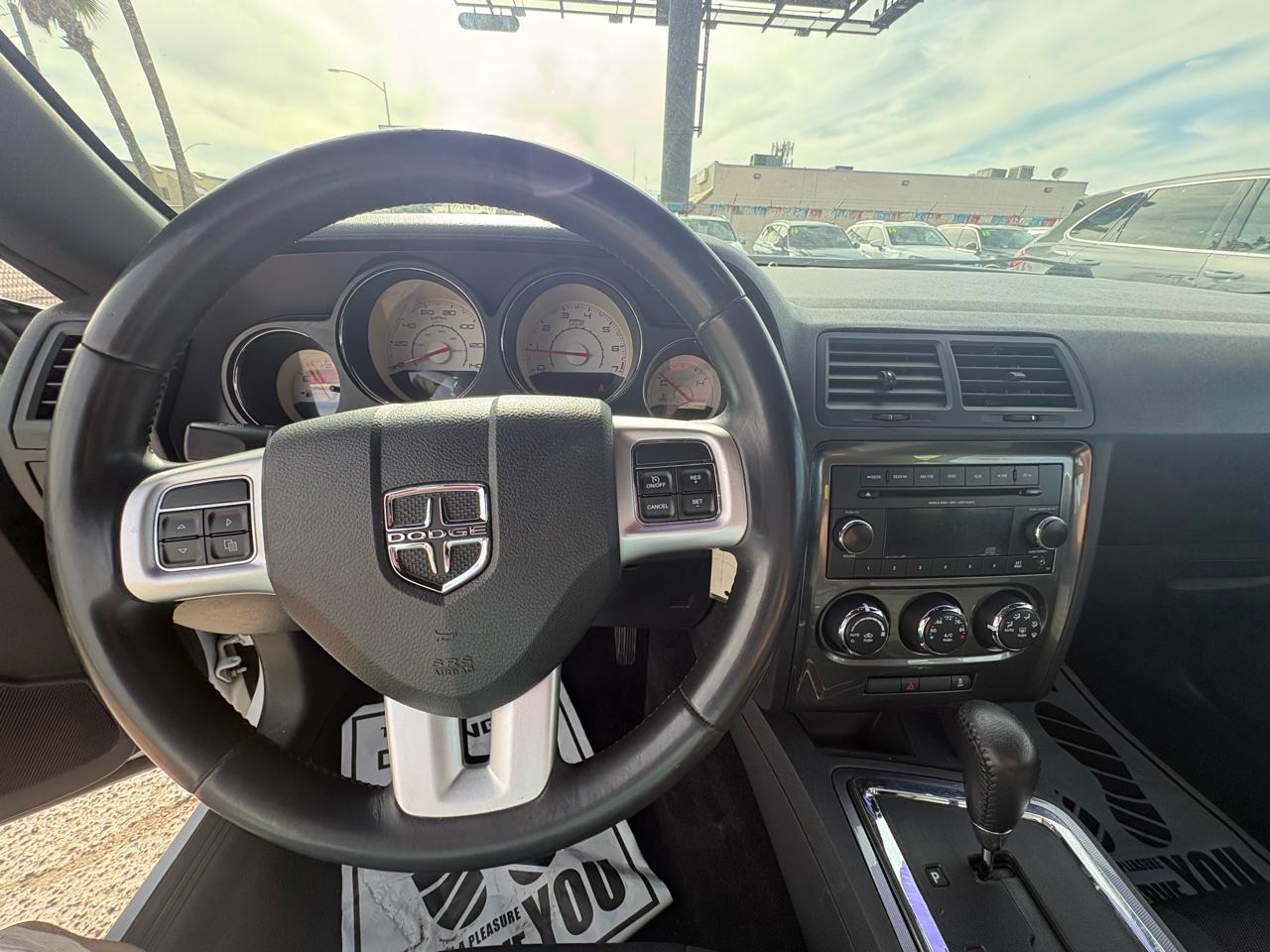 Dodge Challenger 2dr Cpe SXT 2013