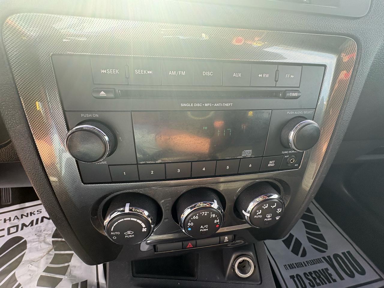 Dodge Challenger 2dr Cpe SXT 2013