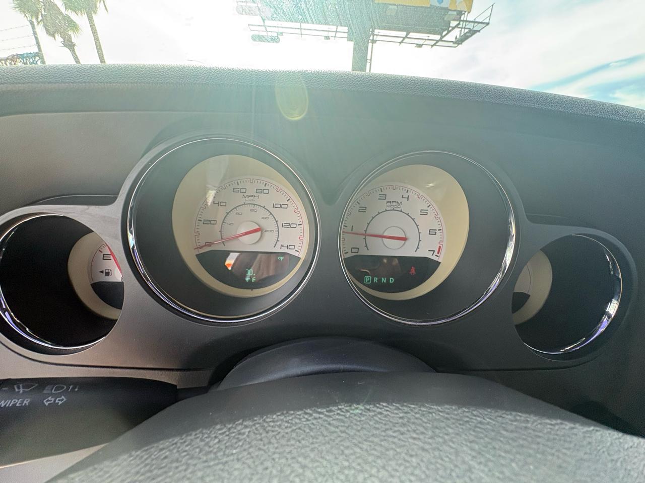 Dodge Challenger 2dr Cpe SXT 2013