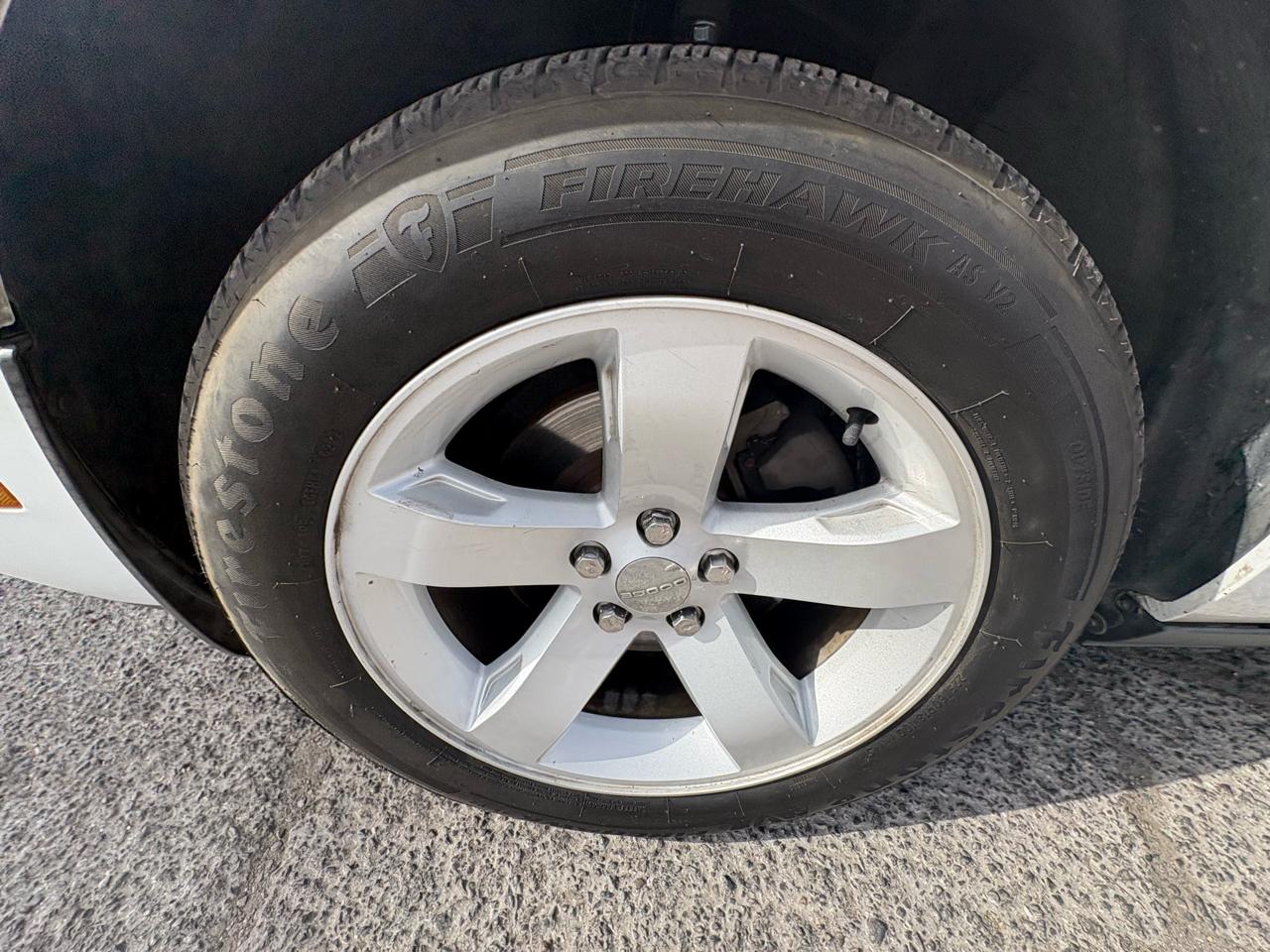 Dodge Challenger 2dr Cpe SXT 2013