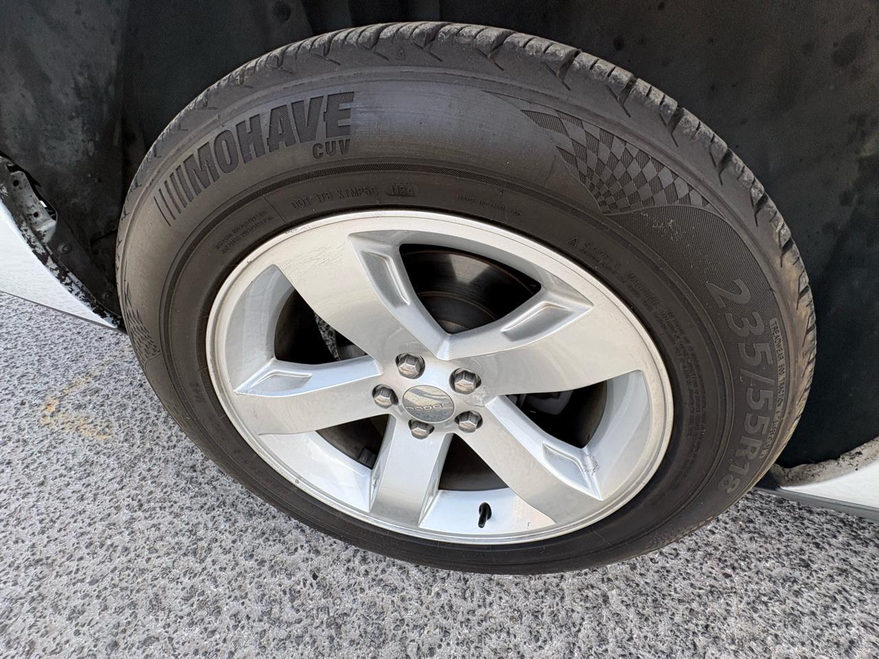 Dodge Challenger 2dr Cpe SXT 2013