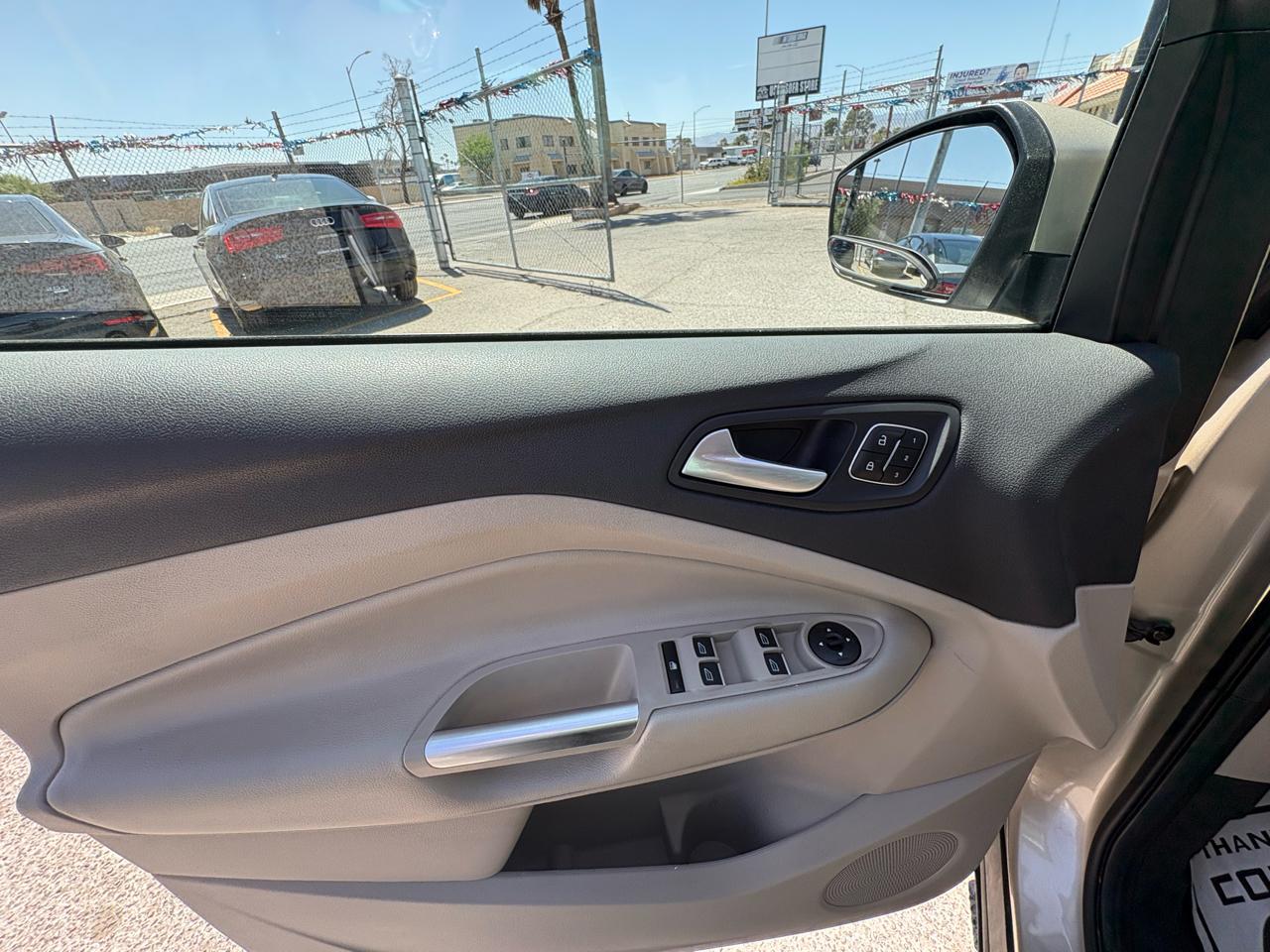 Ford Escape Titanium FWD 2017