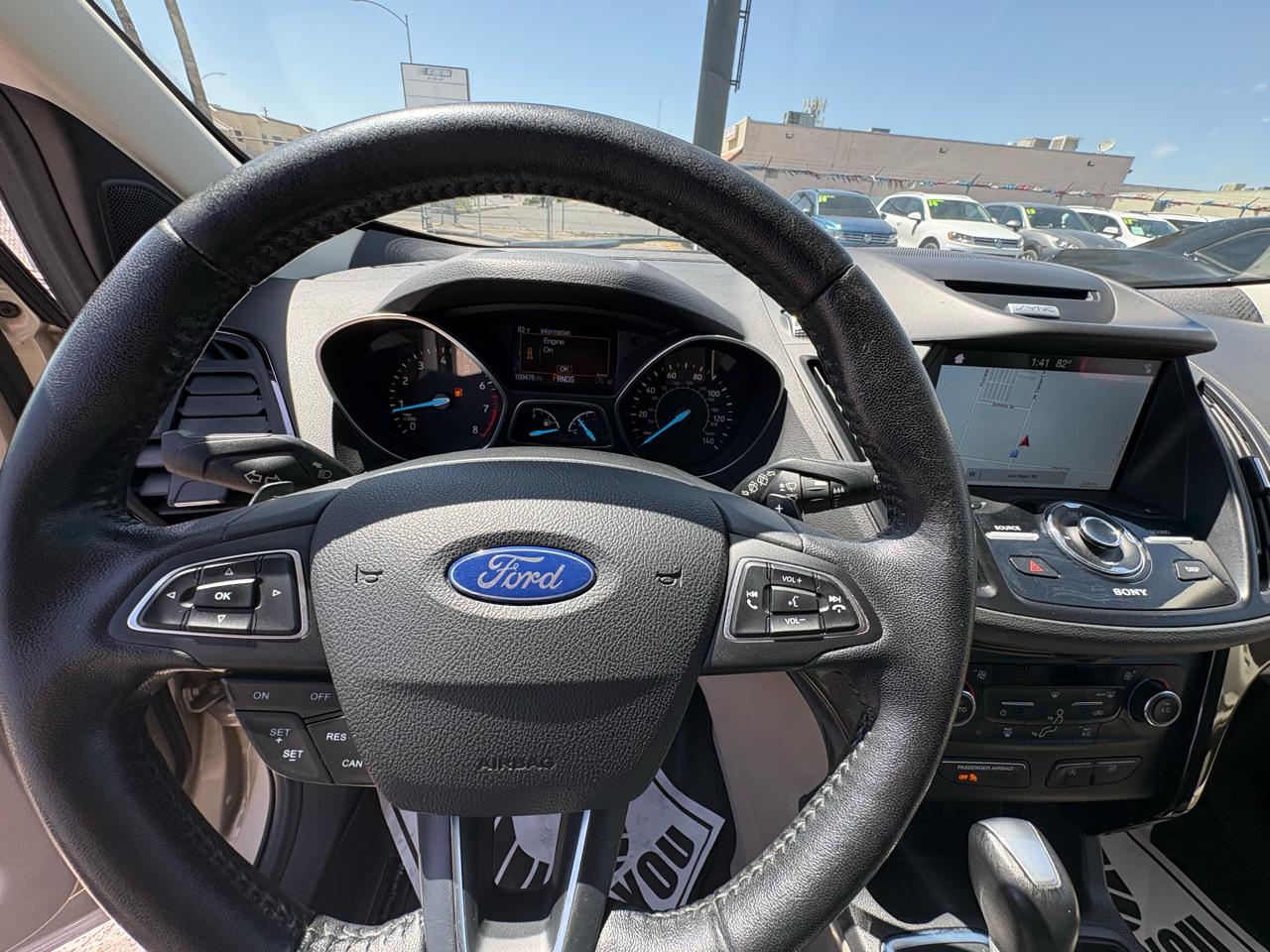 Ford Escape Titanium FWD 2017