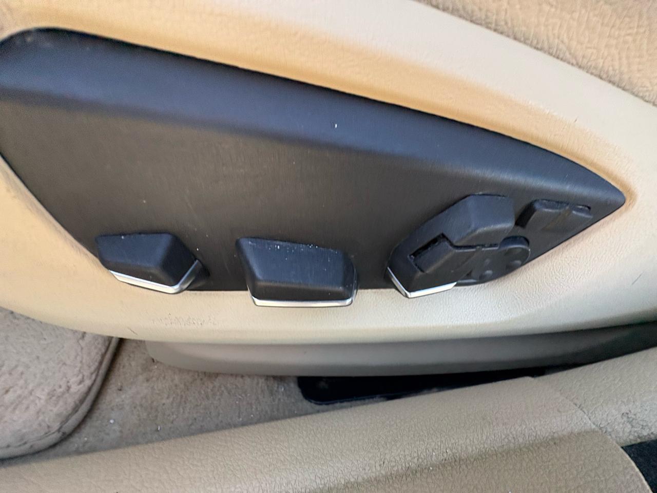 BMW 5 Series 4dr Sdn 535i RWD 2014