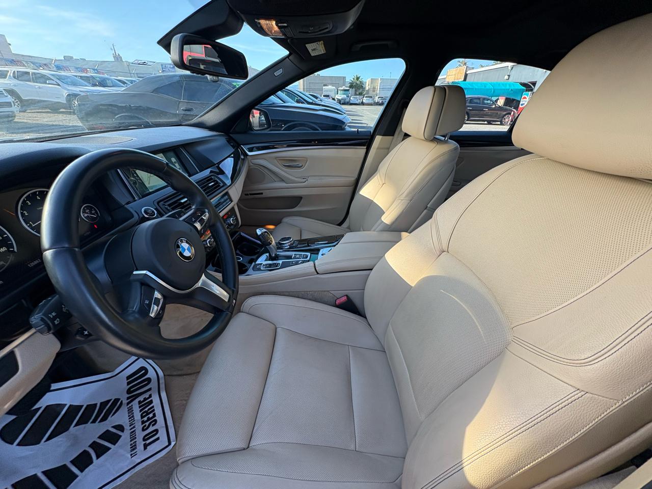 BMW 5 Series 4dr Sdn 535i RWD 2014