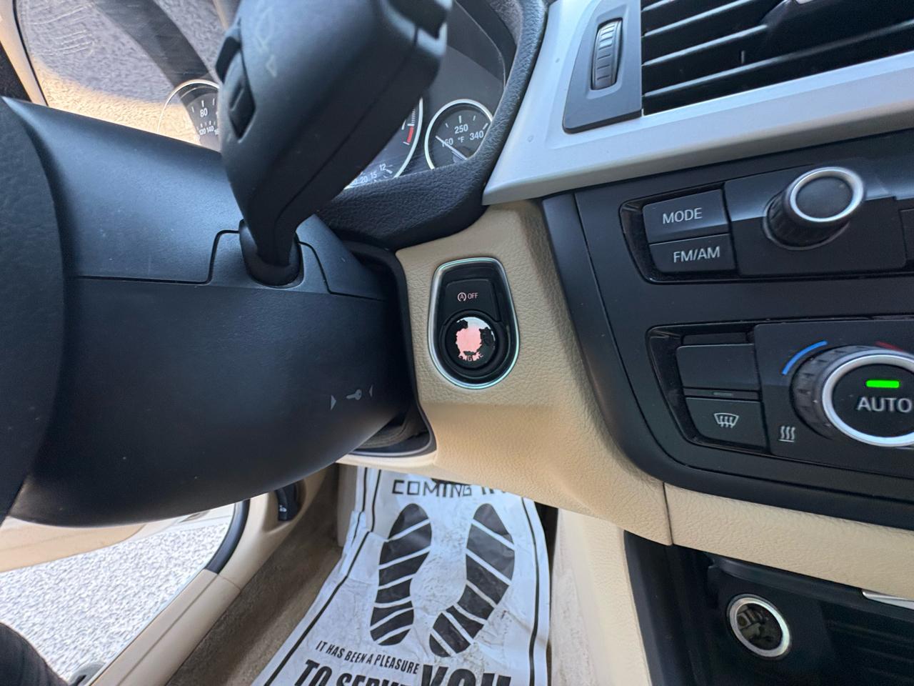 BMW 3 Series 4dr Sdn 328i RWD 2012