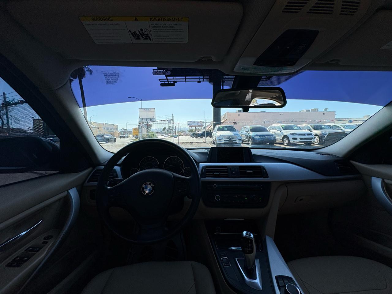 BMW 3 Series 4dr Sdn 328i RWD 2012