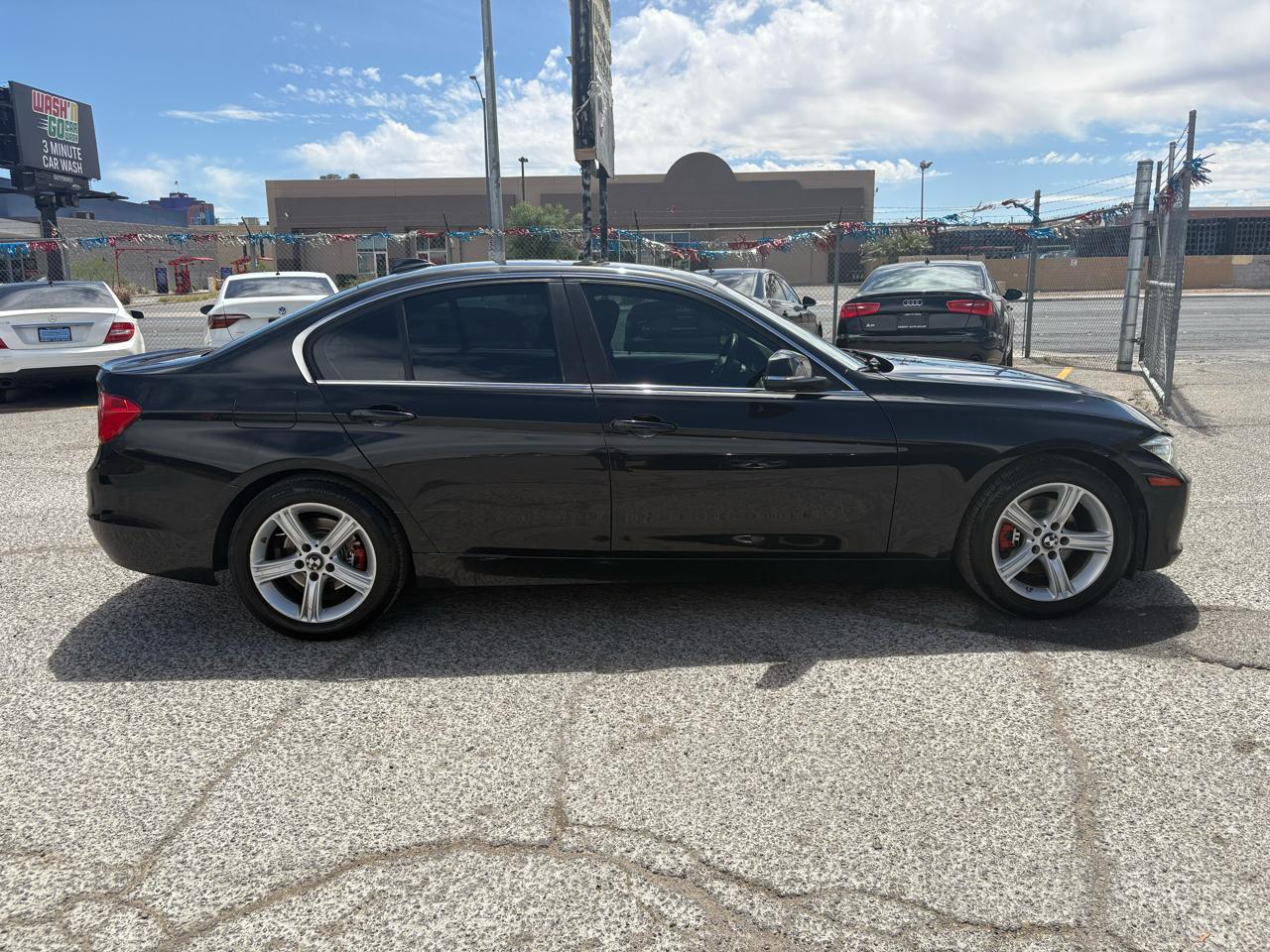 BMW 3 Series 4dr Sdn 320i RWD 2015