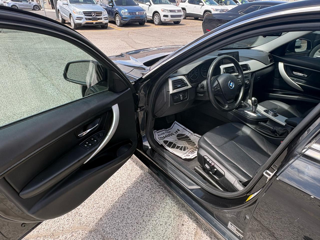 BMW 3 Series 4dr Sdn 320i RWD 2015