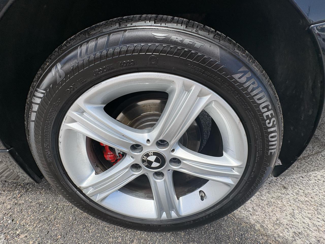 BMW 3 Series 4dr Sdn 320i RWD 2015