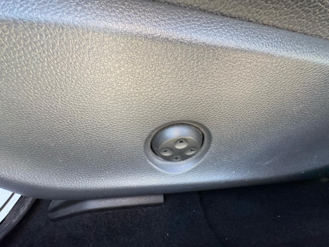 Mercedes-Benz CLA-Class 4dr Sdn CLA 250 4MATIC 2014