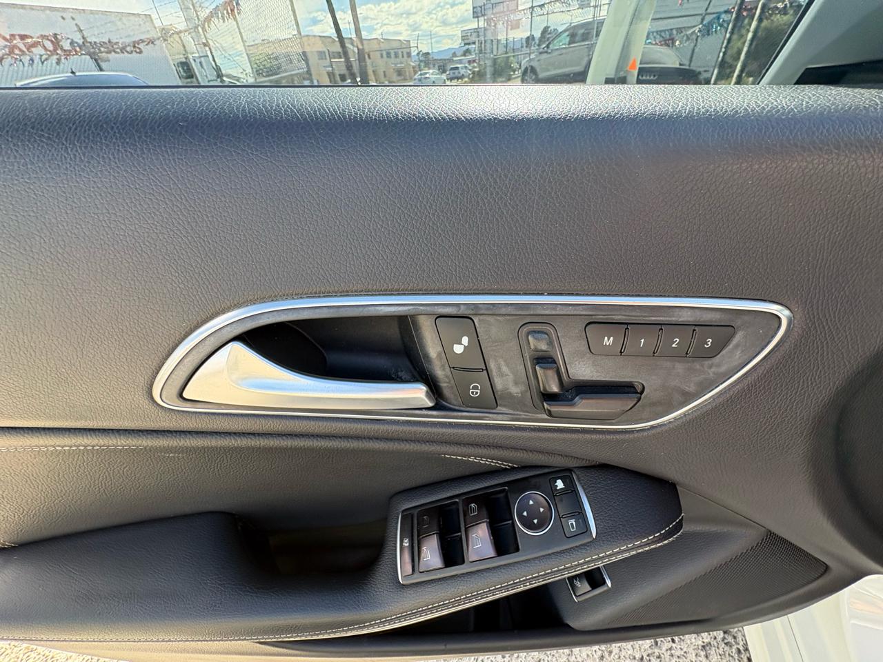 Mercedes-Benz CLA-Class 4dr Sdn CLA 250 4MATIC 2014