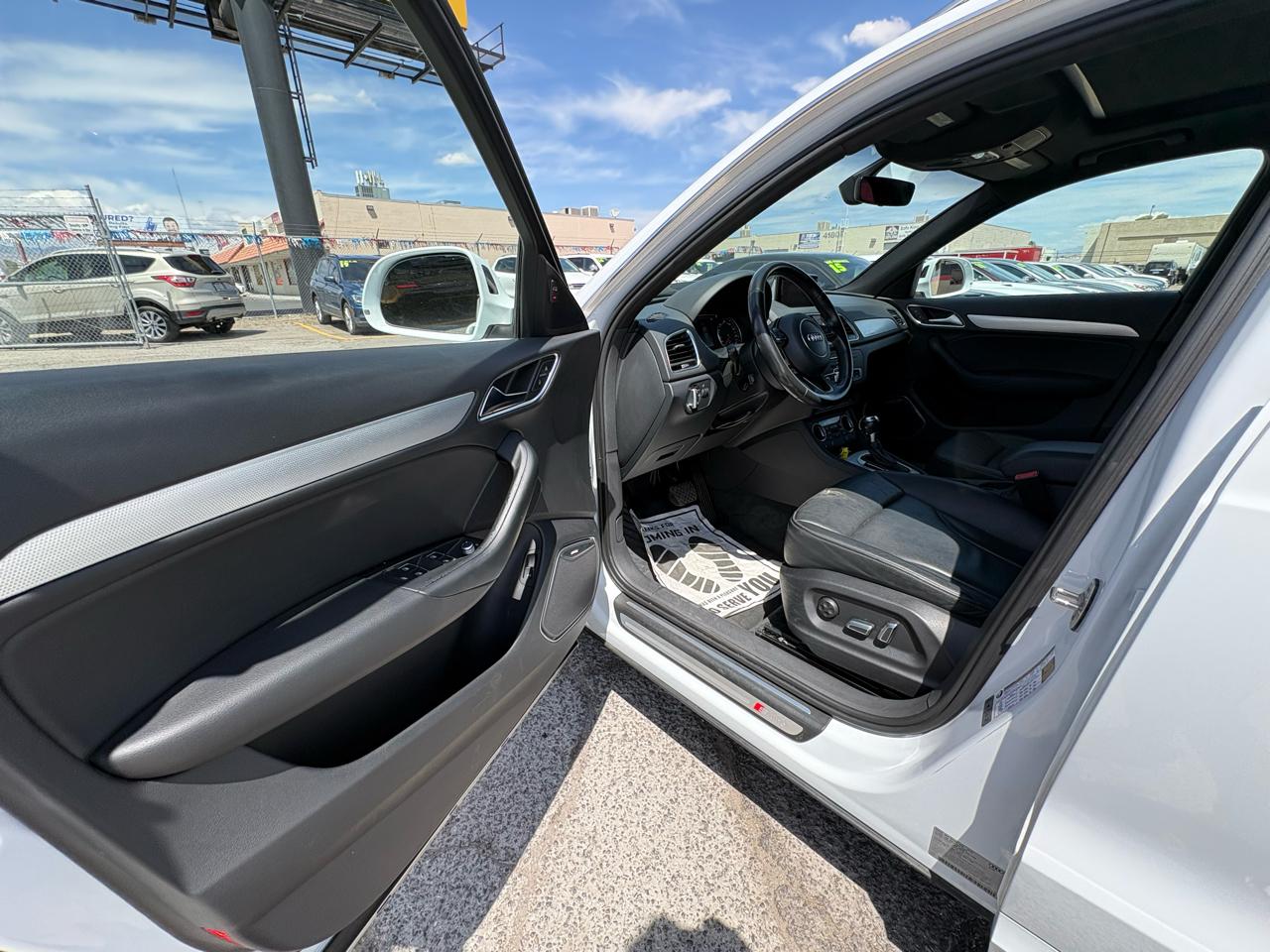 Audi Q3 quattro 4dr Prestige 2016