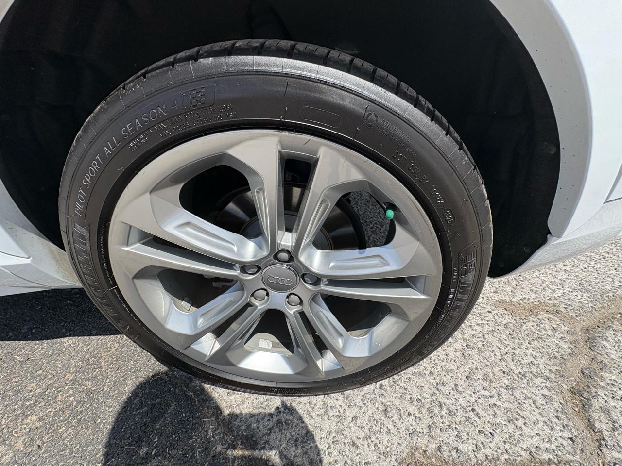 Audi Q3 quattro 4dr Prestige 2016