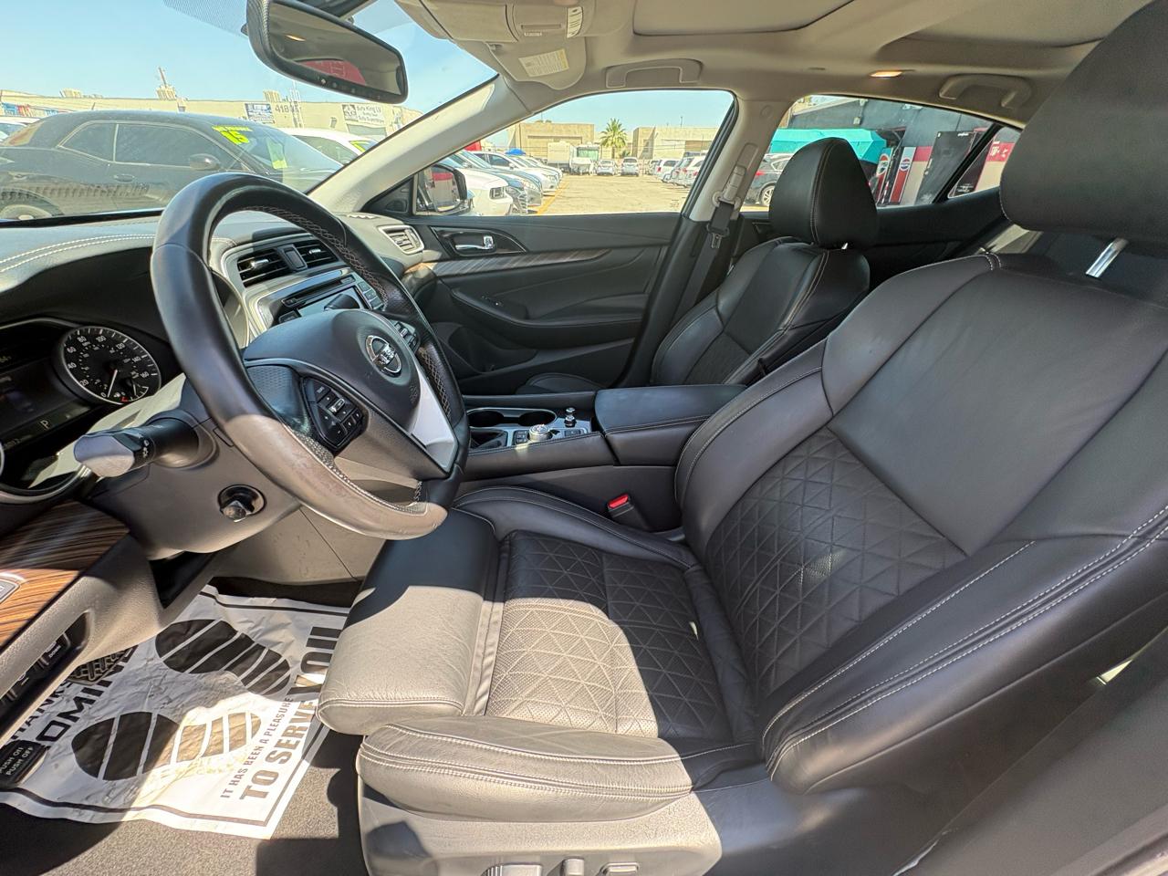 Nissan Maxima 4dr Sdn 3.5 Platinum 2016