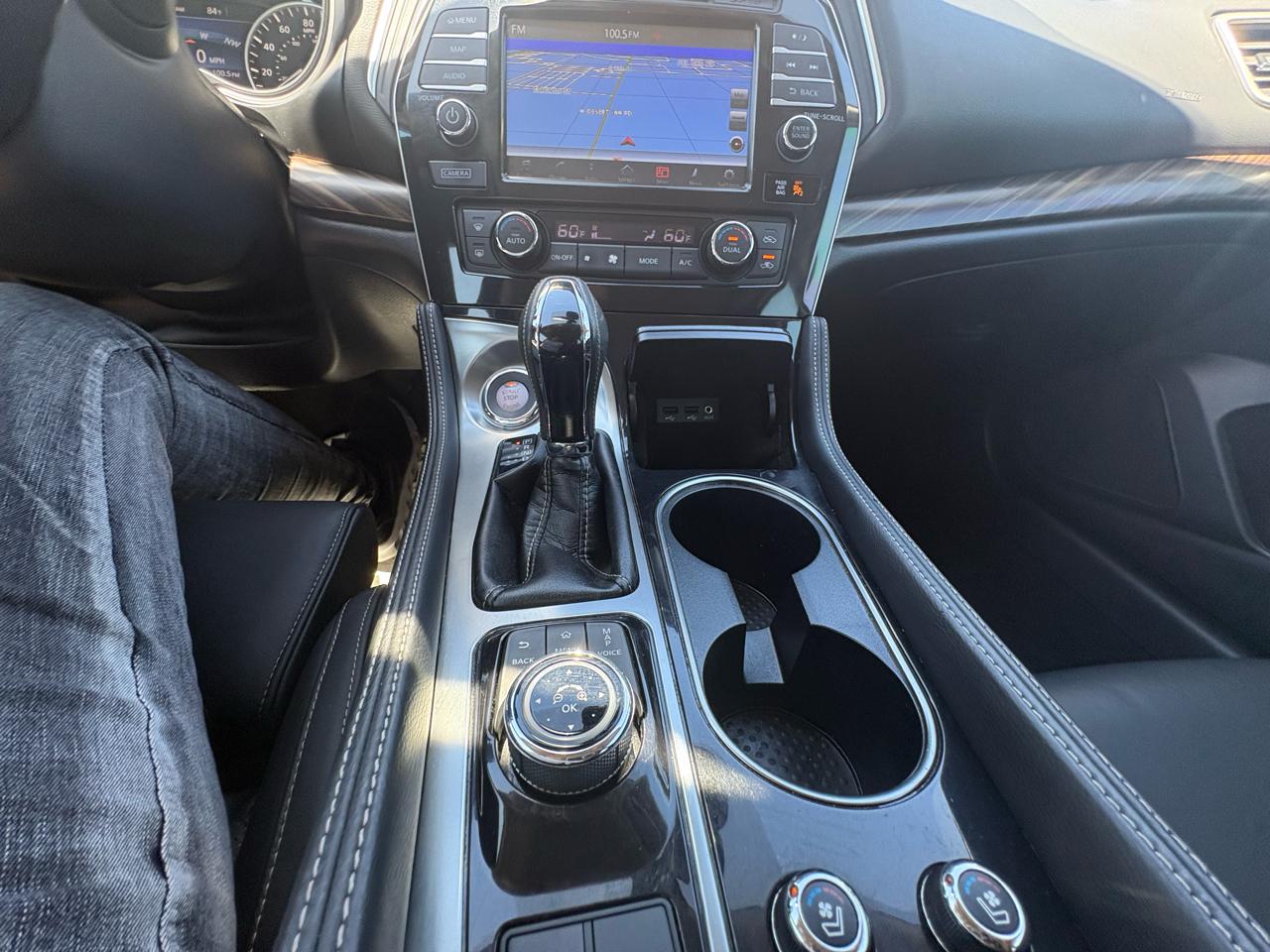 Nissan Maxima 4dr Sdn 3.5 Platinum 2016