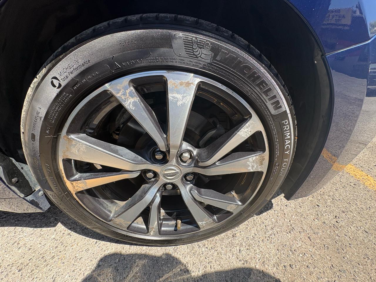 Nissan Maxima 4dr Sdn 3.5 Platinum 2016
